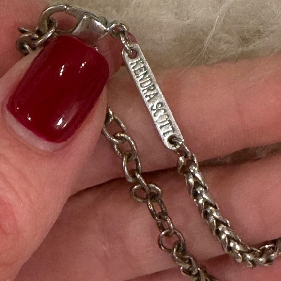 Kendra Scott Frances Necklace in White Howlite - Picture 4 of 4